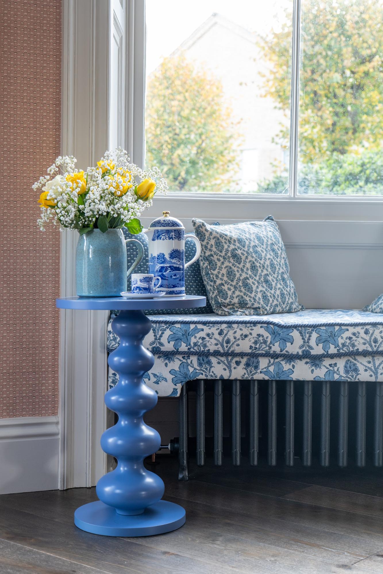 Man with a Hammer - Admirals House - traditional 9 column cast iron radiator