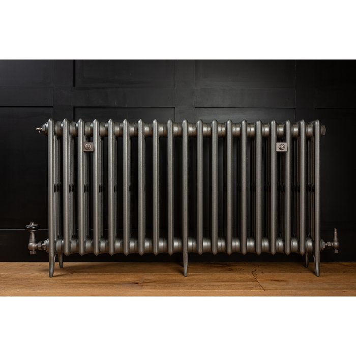 Traditional Victorian 4 Column 660mm Cast Iron Radiator 19 Sections GM w/ Gun Metal Accessories (CDC-660-19-GMGM-BUND)