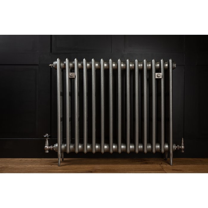 Traditional Victorian 4 Column 760mm Cast Iron Radiator 14 Sections GM w/ Gun Metal Accessories (CDC-760-14-GMGM-BUND)